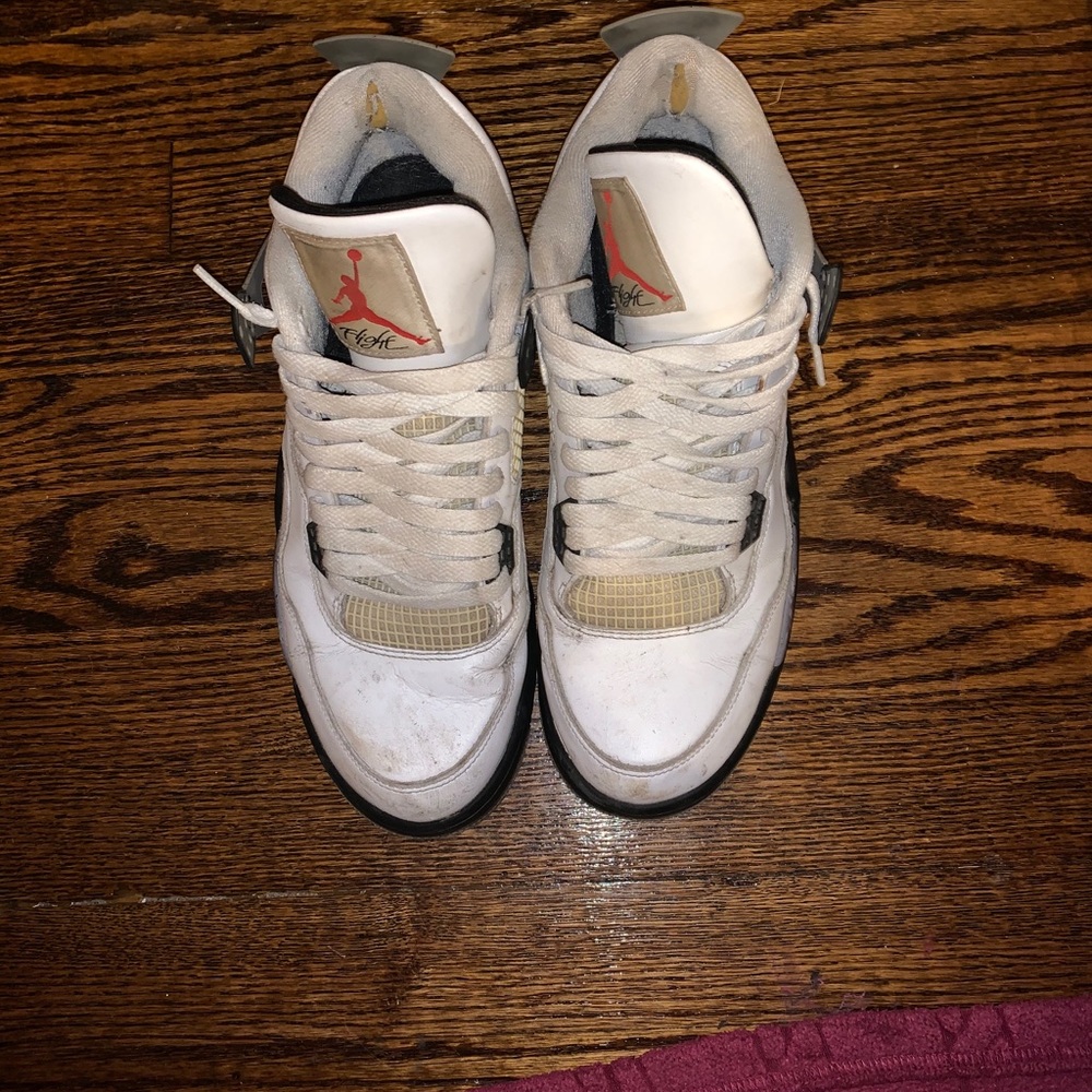 Jordan Retro White Cement 4